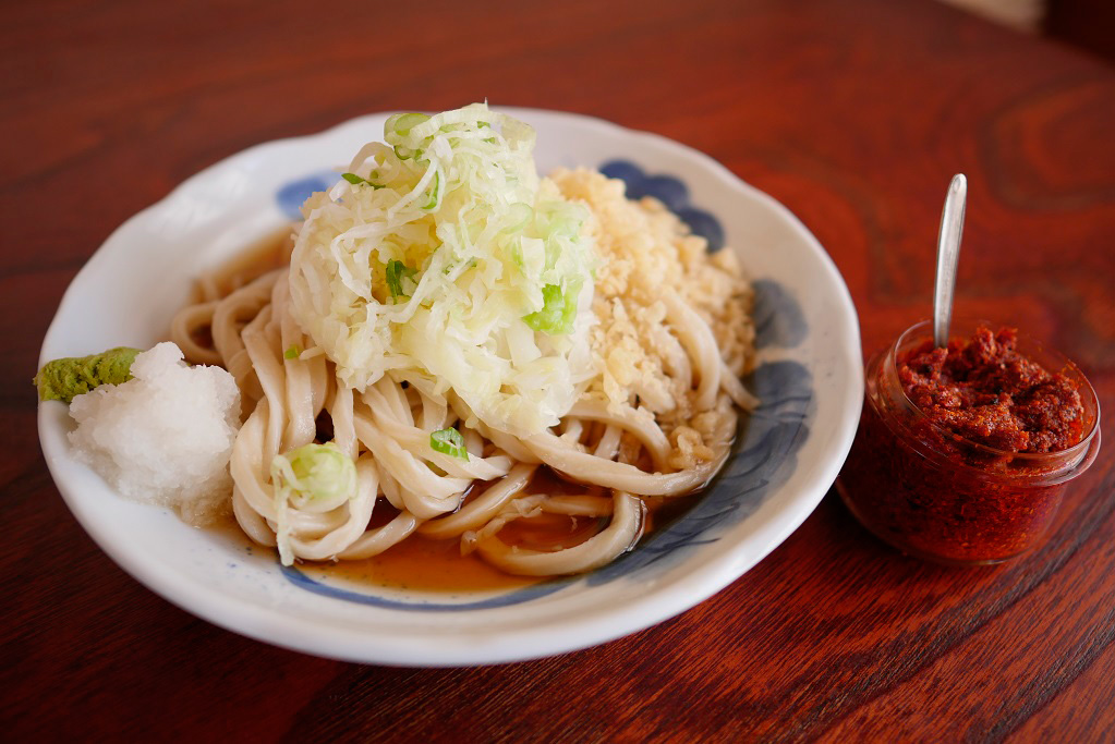 吉田のうどん 写真提供：やまなし観光推進機構